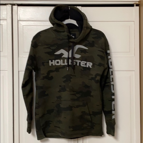 hollister camouflage pullover